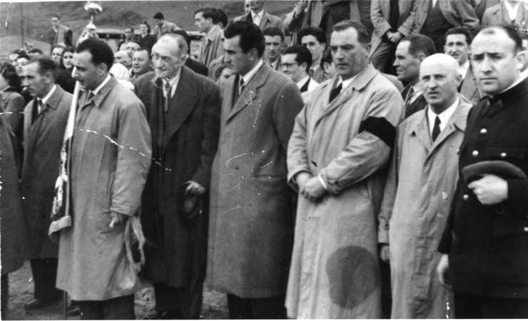 POL 0035 Inaguración del cementerio año 1952.jpg