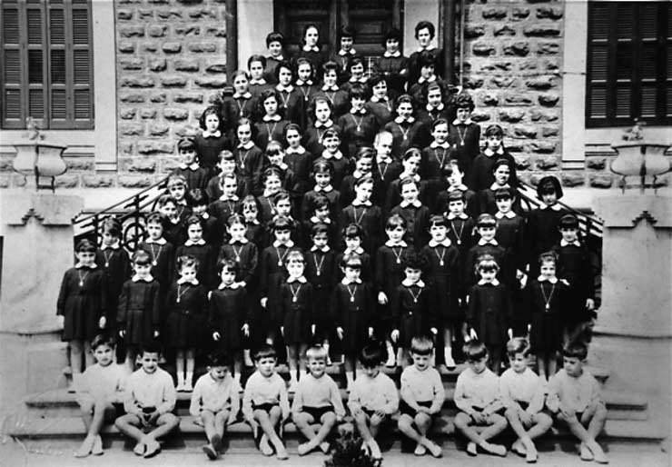 ESC 0028 Colegio de la Virgen Niña.jpg