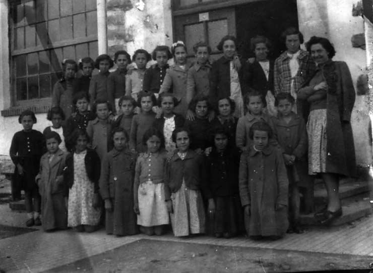 ESC 0021 Escuela de niñas de Amurrio Matias Landaburu.jpg ESC 0021 Escuela de niñas de Amurrio Matias Landaburu.jpg