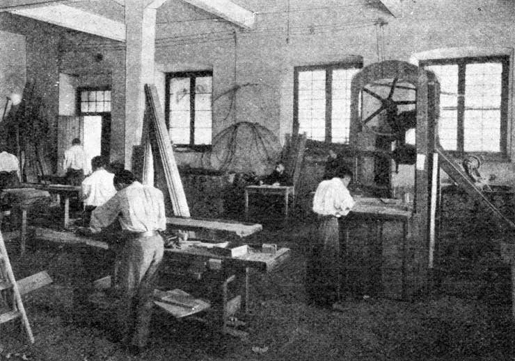 ESC 0136 Taller de carpintería - Refor.jpg