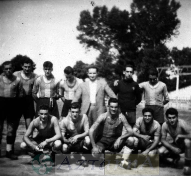 DEP 0244 Futbolistas .jpg