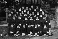 ESC 0058 Colegio de la Virgen Niña año 1958 o 59.jpg