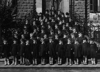 ESC 0079 Chavalitas de la Virgen Niña.jpg