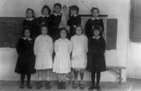 ESC 0096 Niñas de la escuela del hospital.jpg