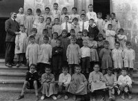 ESC 0132 Lucas Rey y alumnos.jpg