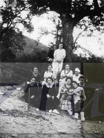 DEP 0029 LIB Mujeres en el monte.jpg