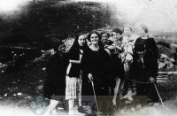 DEP 0225 Excursión en familia.jpg