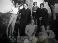 DEP 0224 Mujeres en el monte.jpg